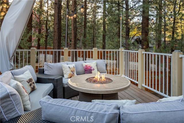 Big Bear Lake, CA 92315,42190 Evergreen DR