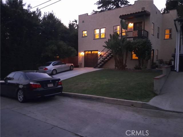 Glendale, CA 91206,601 Canyon DR