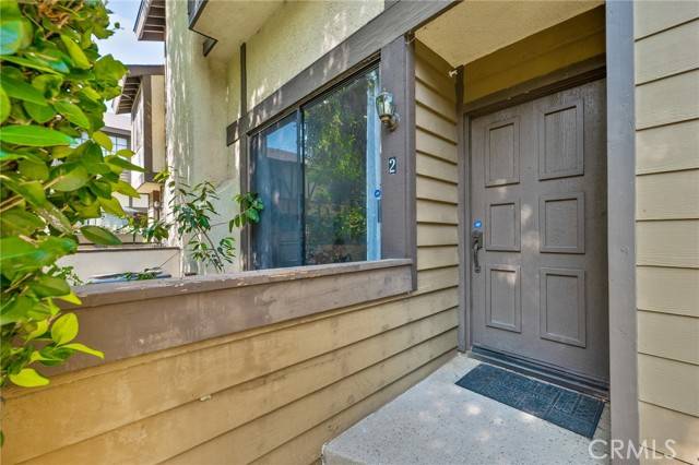 Chatsworth, CA 91311,21217 Lassen ST 2