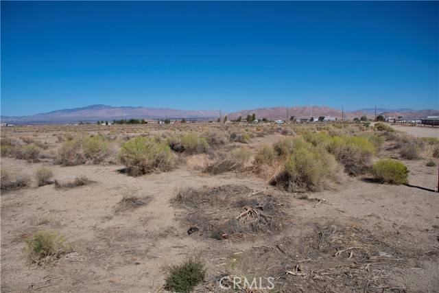 Rosamond, CA 93560,700 75th ST