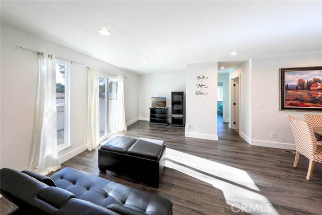 Laguna Hills, CA 92653,25831 Via Lomas 210