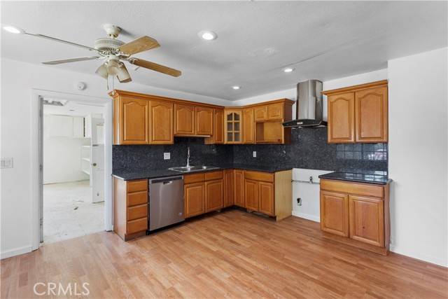 Highland, CA 92346,7748 San Francisco ST