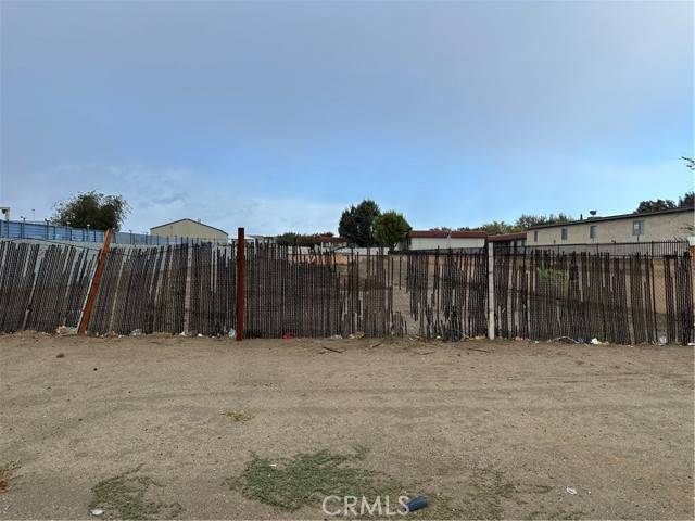 Palmdale, CA 93550,0 Vac/Ave R/Vic 9th Ste