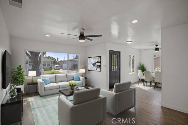 Downey, CA 90241,11413 Samoline AVE