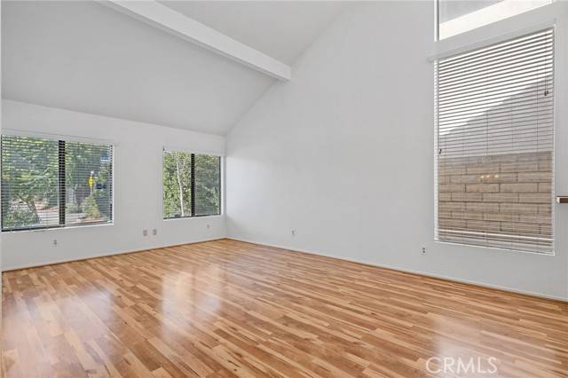 Chatsworth, CA 91311,10628 Alabama AVE