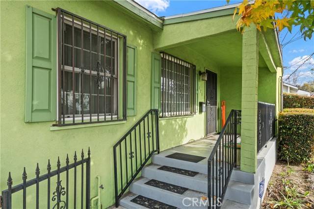 Altadena, CA 91001,173 E Woodbury RD