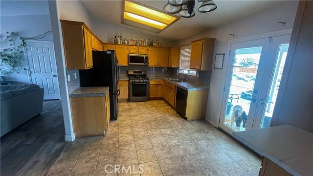 Apple Valley, CA 92307,16395 Aztec CT