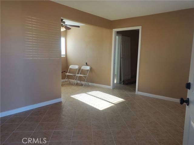 Mojave, CA 93501,1854 Richard AVE