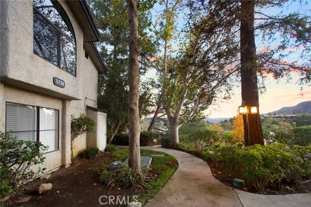 Agoura Hills, CA 91301,5720 Skyview WAY A