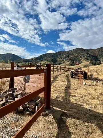 Tehachapi, CA 93561,1 Ottawa DR