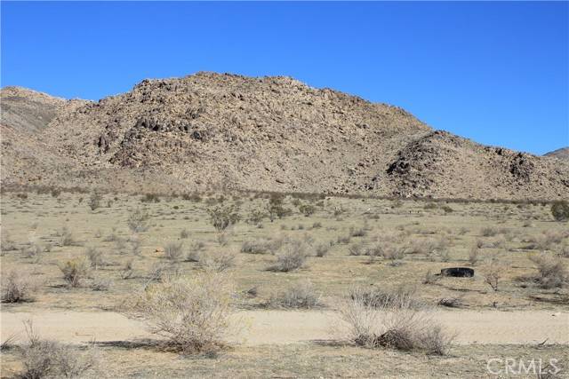 Apple Valley, CA 92308,12701 Laguna Seca DR