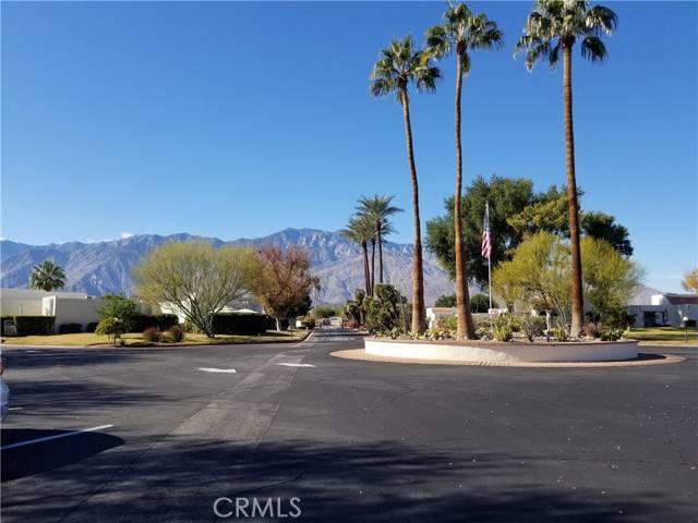 Palm Springs, CA 92264,1672 Tam O Shanter Plaza 2