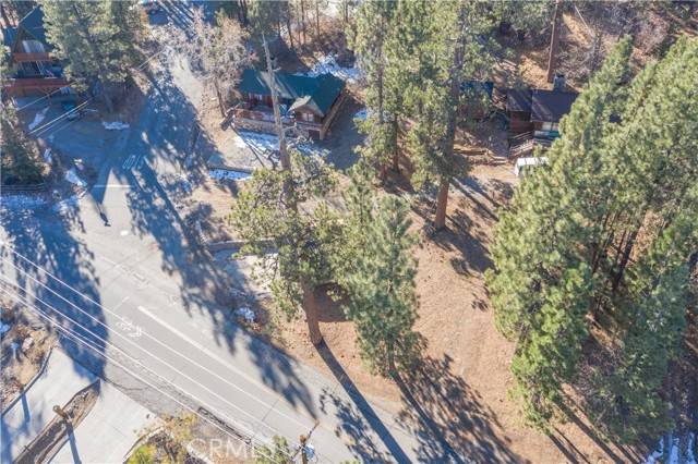 Big Bear Lake, CA 92315,40313 Lakeview DR