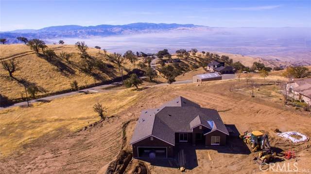 Tehachapi, CA 93561,30810 Roan CT