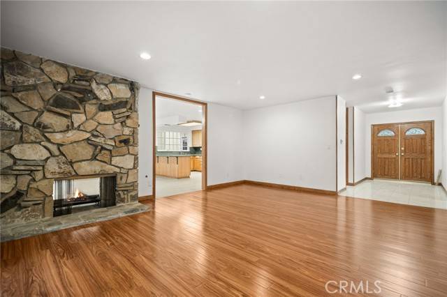 Chatsworth, CA 91311,20041 Septo ST