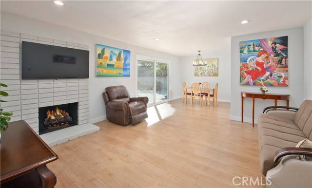 Chatsworth, CA 91311,20254 Labrador ST