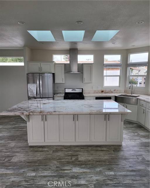 Northridge, CA 91324,9 Kensington