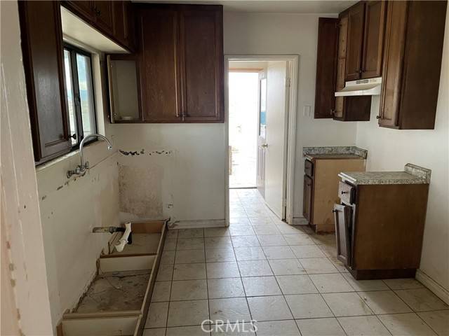 Lancaster, CA 93536,5041 W Avenue E-12