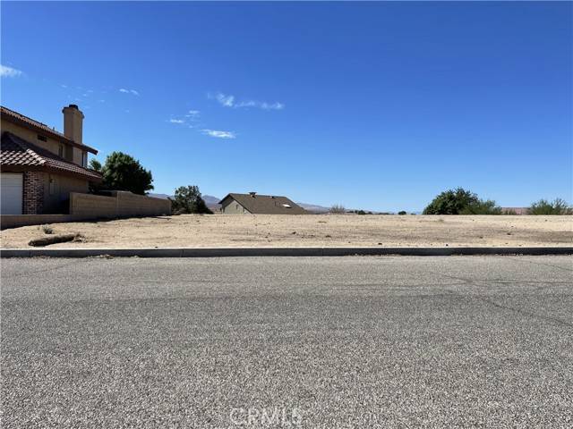 Helendale, CA 92342,14923 Fireside LN