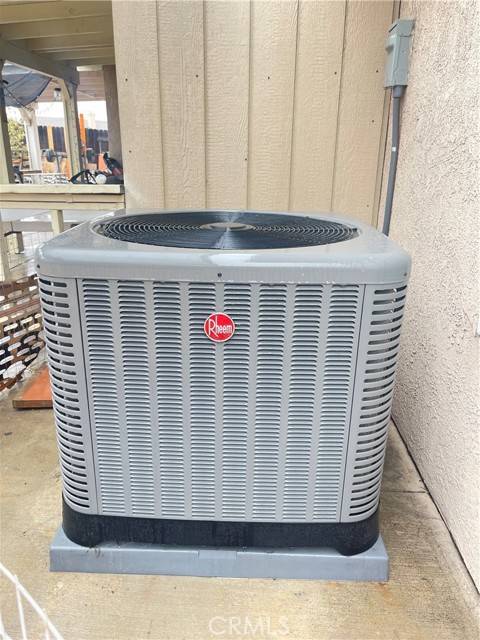 Highland, CA 92346,7651 Dunkirk AVE