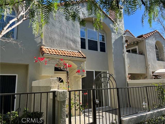 Chatsworth, CA 91311,22357 Mission CIR