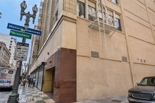 Los Angeles, CA 90014,314 6th 407
