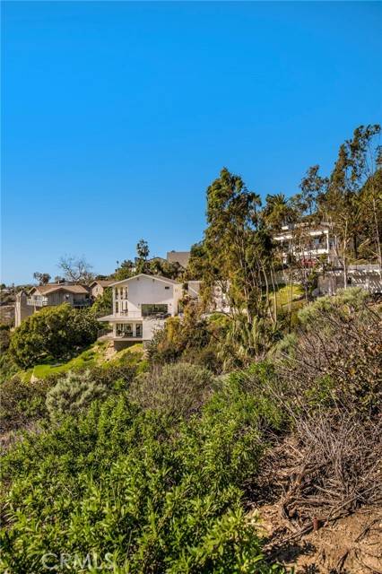 Laguna Beach, CA 92651,1477 Cerritos