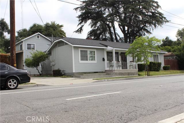 Altadena, CA 91001,185 E Woodbury RD