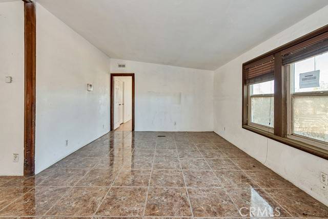 Rosamond, CA 93560,1268 100th ST