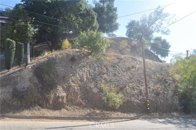 Eagle Rock, CA 90041,996 Rockdale AVE