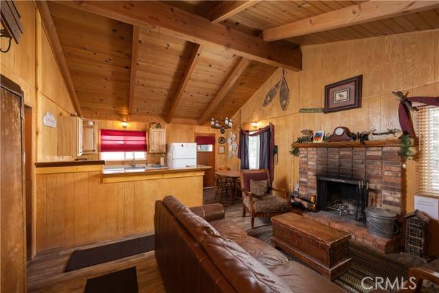 Big Bear Lake, CA 92315,862 Highland RD