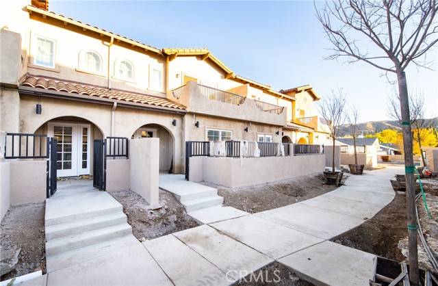 Simi Valley, CA 93063,5502 E Los Angeles AVE 1