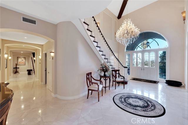 Chatsworth, CA 91311,9421 Oak Leaf DR