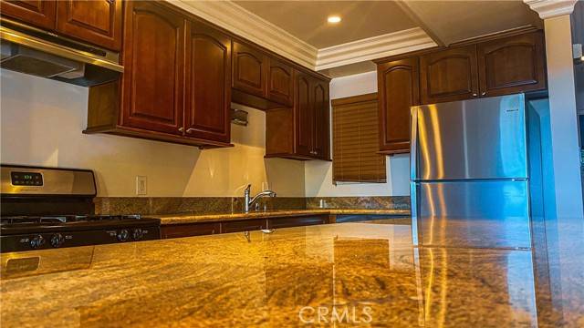 Laguna Beach, CA 92651,100 Cliff DR 8