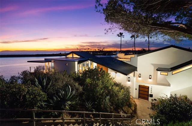 Corona Del Mar, CA 92625,2889 Way LN