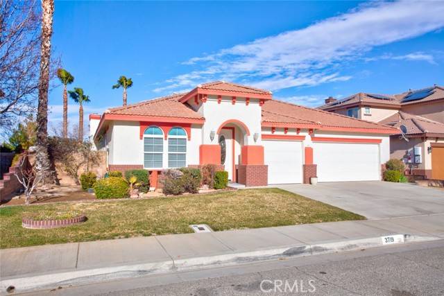 Palmdale, CA 93551,3719 Sungate DR