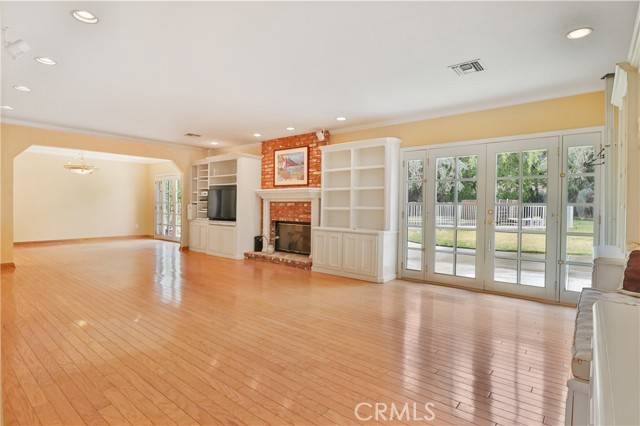Northridge, CA 91325,9524 Encino AVE