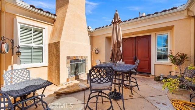 Moorpark, CA 93021,14138 Eaton Hollow CT