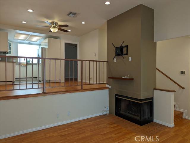 Canyon Country, CA 91387,17951 River CIR 4