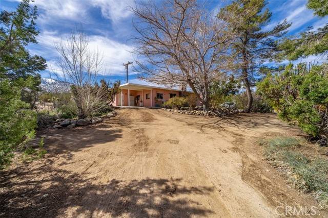 Pinon Hills, CA 92372,551 Glen View RD