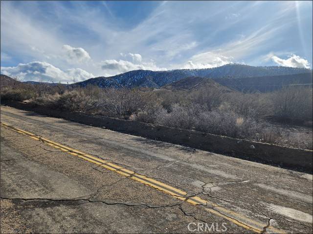 Pinon Hills, CA 92372,0 Green CT