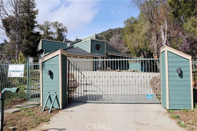 Calabasas, CA 91302,898 Camino Colibri