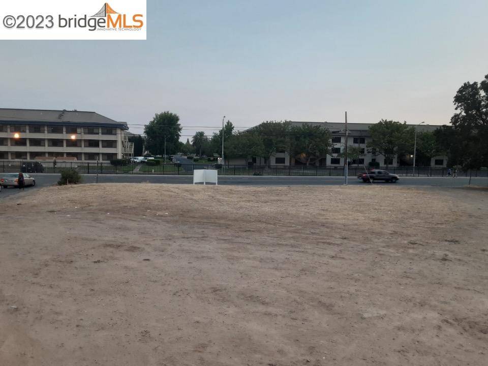North High, CA 95660,3517 A St