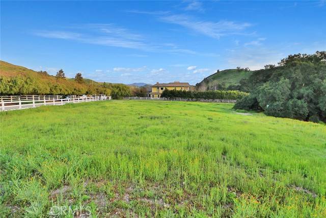 Agoura Hills, CA 91301,6505 Chesebro RD