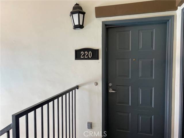 Simi Valley, CA 93065,477 Country Club DR 220