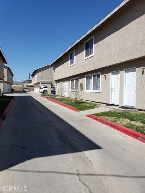 Palmdale, CA 93550,38113 10th ST