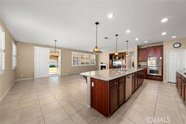 Jurupa Valley, CA 91752,12067 Malachite CT