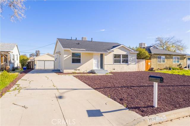 Palmdale, CA 93550,1309 E Avenue R2