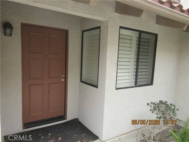 Chatsworth, CA 91311,10444 Canoga AVE 28