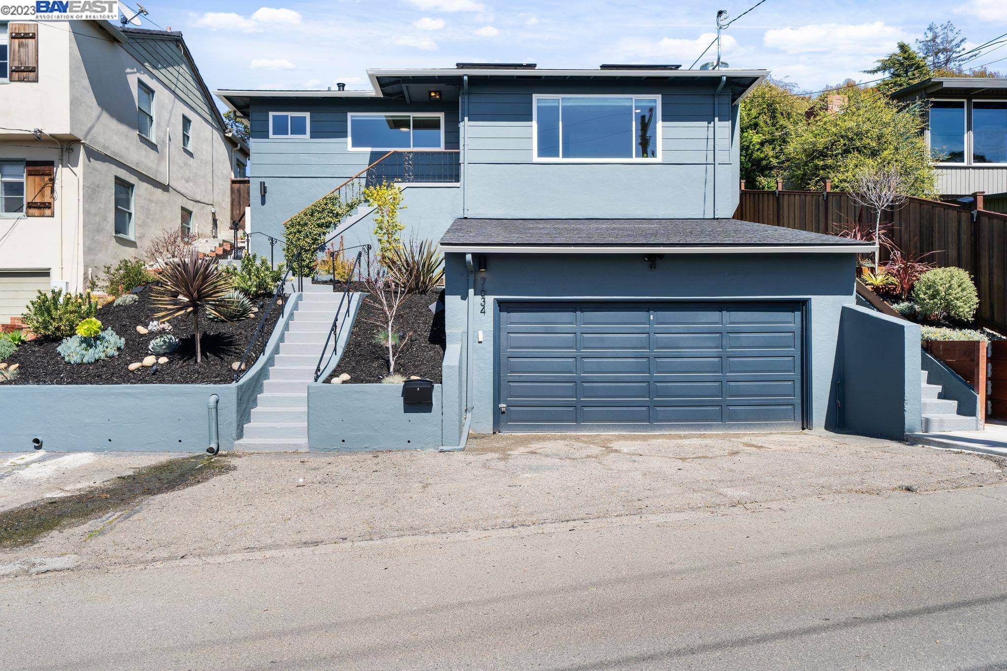 Oakland, CA 94605,7634 Sunkist DR